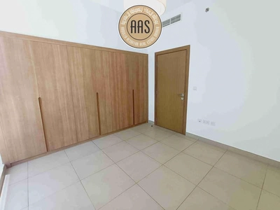 Spacious 3BK ! Near metro station !only 140k ready to move-16
