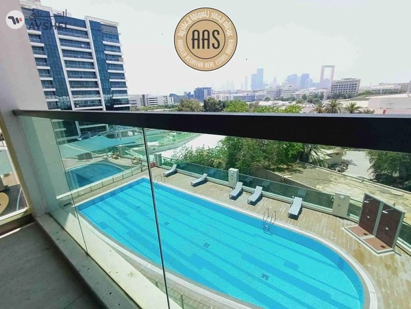 Spacious 3BK ! Near metro station !only 140k ready to move