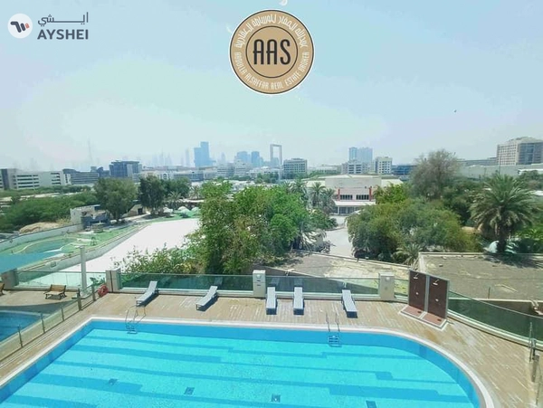Spacious 3BK ! Near metro station !only 140k ready to move