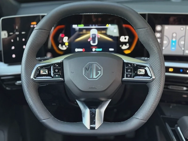 MG One - 2025 - Top Line - Sport Seats -GCC