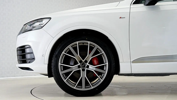 Audi Q7 45 TFSI quattro S line