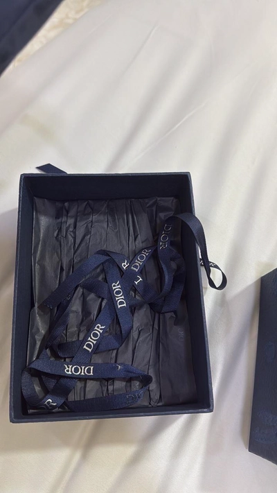 Genuine Dior Men’s Wallet – purchased for AED 2,000.In excellent condition. Open to reasonable offers from serious buyers-3