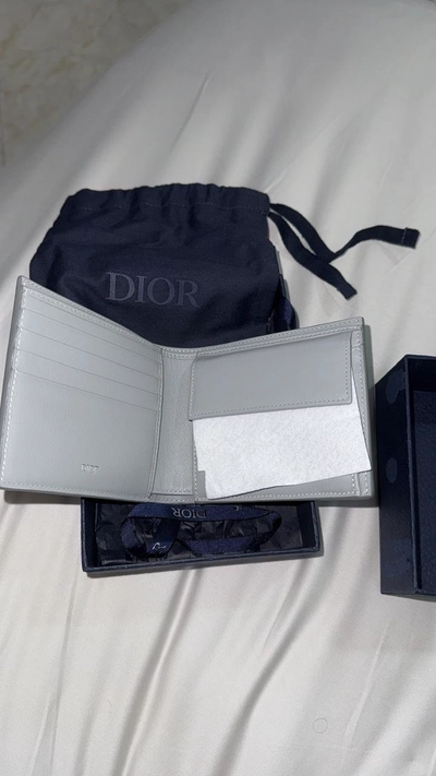Genuine Dior Men’s Wallet – purchased for AED 2,000.In excellent condition. Open to reasonable offers from serious buyers-2