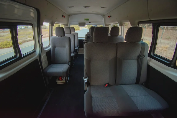 High-Roof 13-Seater Passenger Van | Automatic | GCC Specs | Ref#N85175
