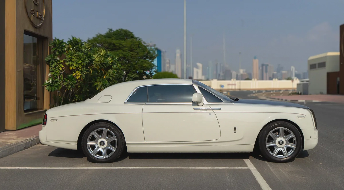 2016 Rolls-Royce Phantom | GCC | Excellent Condition | Crypto Friendly-5-5