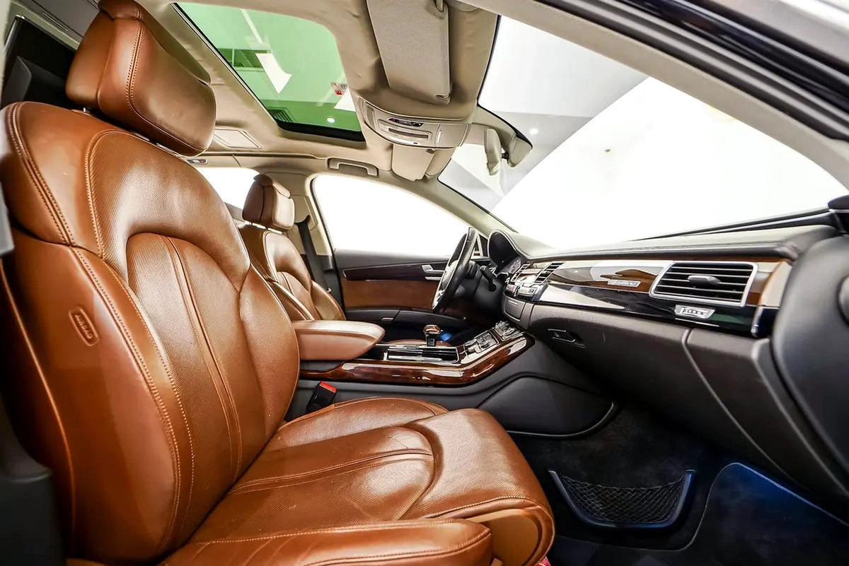 AED 1391 PM | AUDI A8L 50TFSI 2015 | HIGH OPTIONS | WELL MAINTAINED | 1 YEAR WARRANTY | GCC-19-19