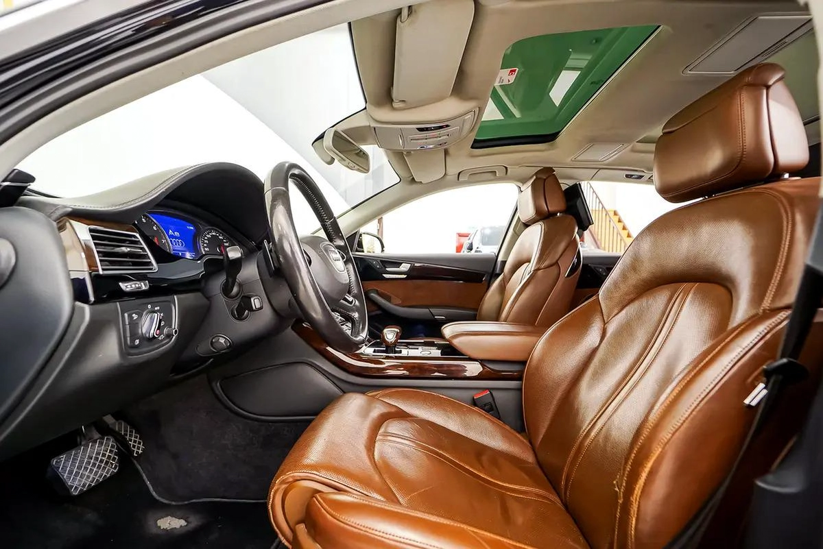 AED 1391 PM | AUDI A8L 50TFSI 2015 | HIGH OPTIONS | WELL MAINTAINED | 1 YEAR WARRANTY | GCC-3-3