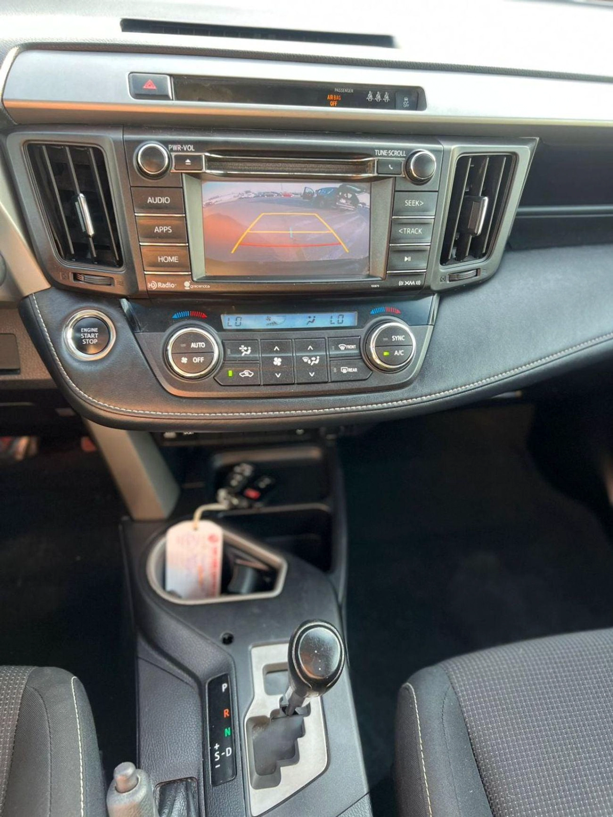Toyota RAV4 2018 XLE - 2.5L V4-RearCam-AWD 4x4 - Push Start -Sunroof-13-0