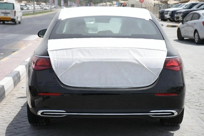 MERCEDES BENZ E200 2025 | BLACK-3