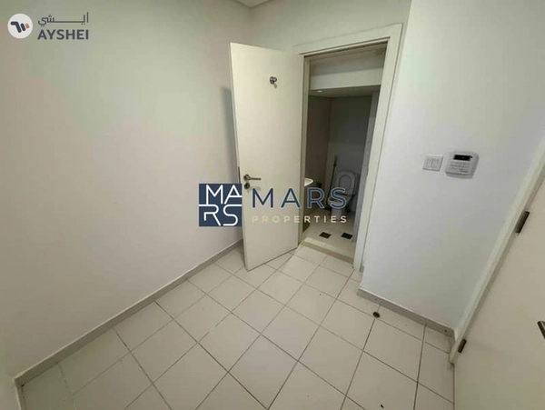 Luxurious 03 Bedroom Villa | Prime Location of Nasma |