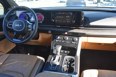KIA CARNIVAL 7 SEATS 2023 | BLACK-7