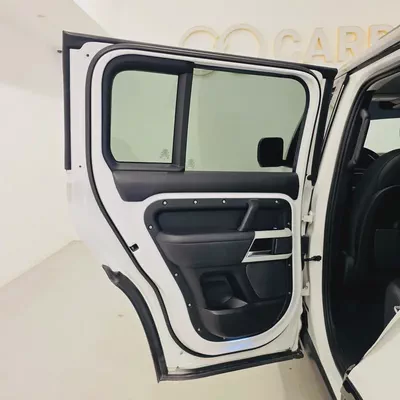 AED 2741 PM | DEFENDER 110 HSE P400 V6 2020 | WELL MAINTAINED | 1 YEAR WARRANTY-16