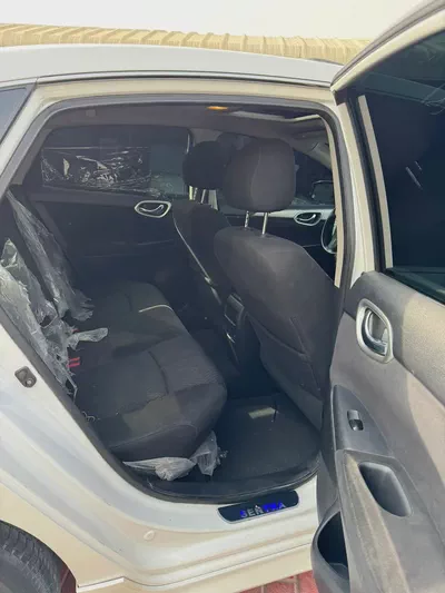 NISSAN SENTRA-8