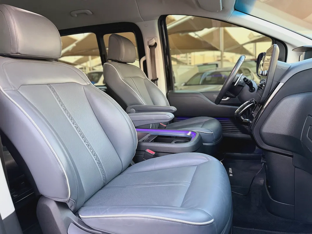 Hyundai Staria Premium 2024 GCC Specs-14-14
