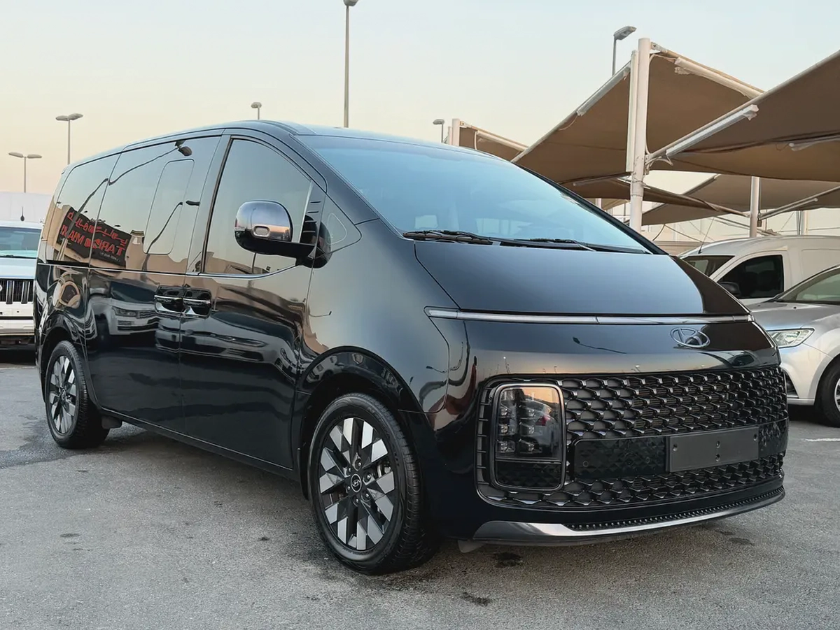 Hyundai Staria Premium 2024 GCC Specs-3-3