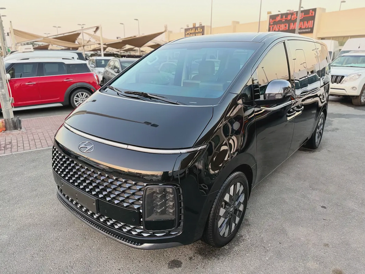 Hyundai Staria Premium 2024 GCC Specs-8-8
