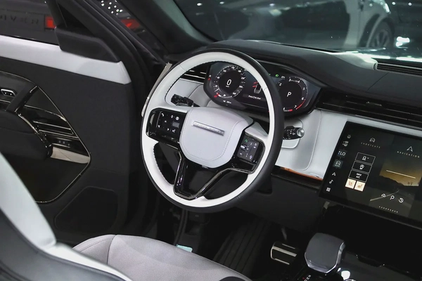 RANGE ROVER SPORT HSE DYNAMIC BLACK EDITION - V6 P400 - FULLY LOADED