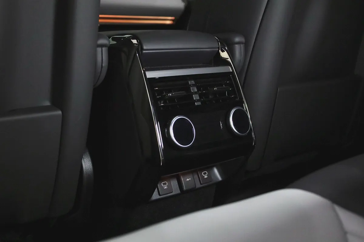 RANGE ROVER SPORT HSE DYNAMIC BLACK EDITION - V6 P400 - FULLY LOADED-11-11