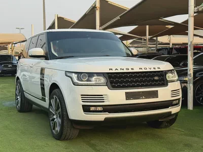 Pristine 2014 Land Rover Range Rover Vogue | GCC Specs | Low Mileage-3