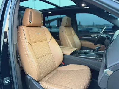 (2023) CADILLAC ESCALADE //PLATINUM LUXURY// GCC LOW MILEAGE - UNDER WARRANTY--16