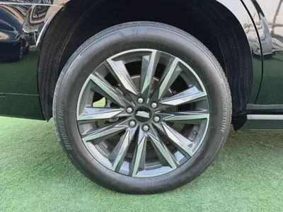 (2023) CADILLAC ESCALADE //PLATINUM LUXURY// GCC LOW MILEAGE - UNDER WARRANTY--19