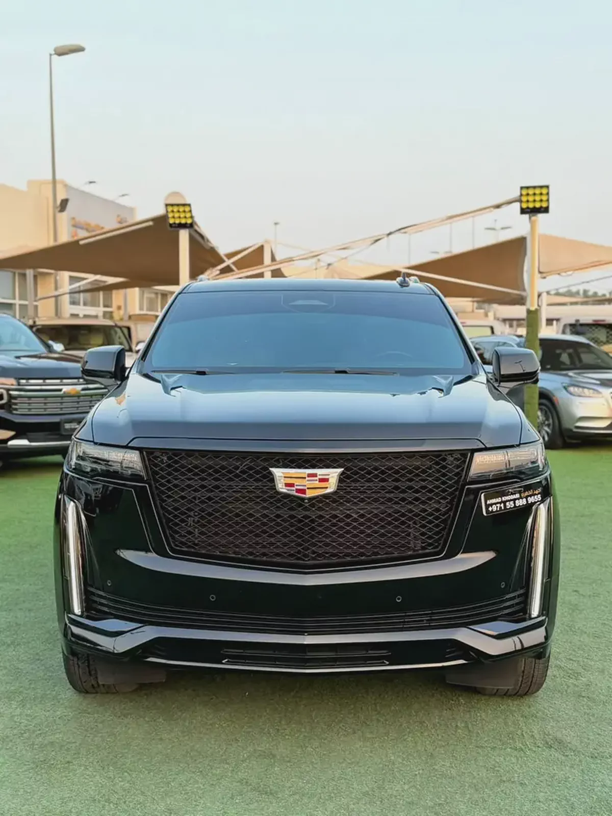 (2023) CADILLAC ESCALADE //PLATINUM LUXURY// GCC LOW MILEAGE - UNDER WARRANTY--2-2