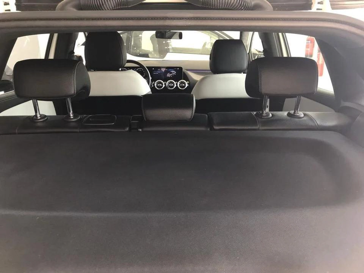 Mercedes-Benz GLA 45 AMG American Specifications - 4000km driven - 2.0L- 4 Cylinder - Turbo -14-14