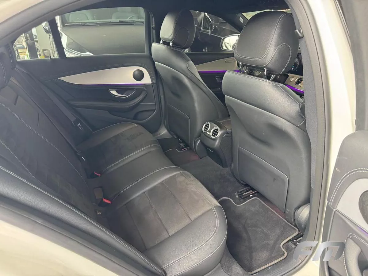Mercedes Benz E300 PREMIUM PLUS - HYBRID (AMG)-5-0