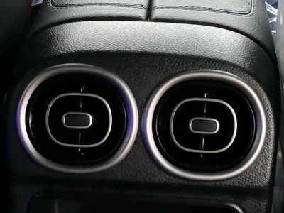 2023 Mercedes-Benz C300 | Premium Tech | Like New-10