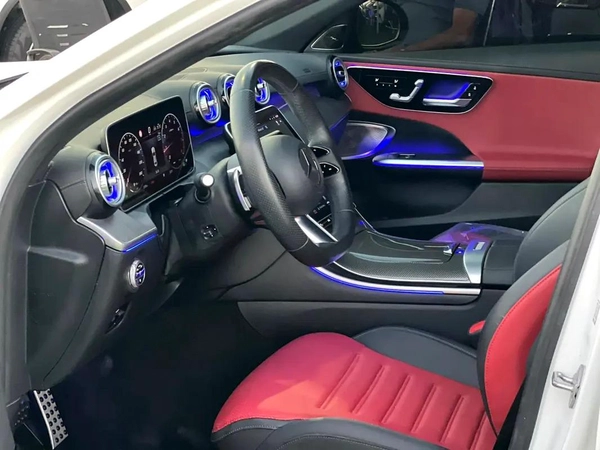 2023 Mercedes-Benz C300 | Premium Tech | Like New