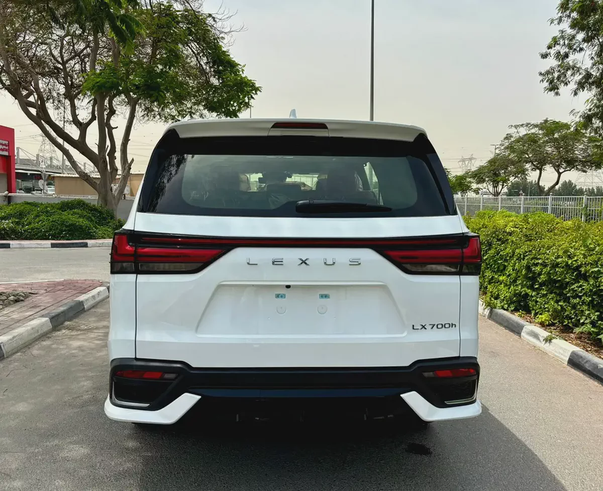 Lexus LX 700h F-Sport 2025 GCC Specs-5-5