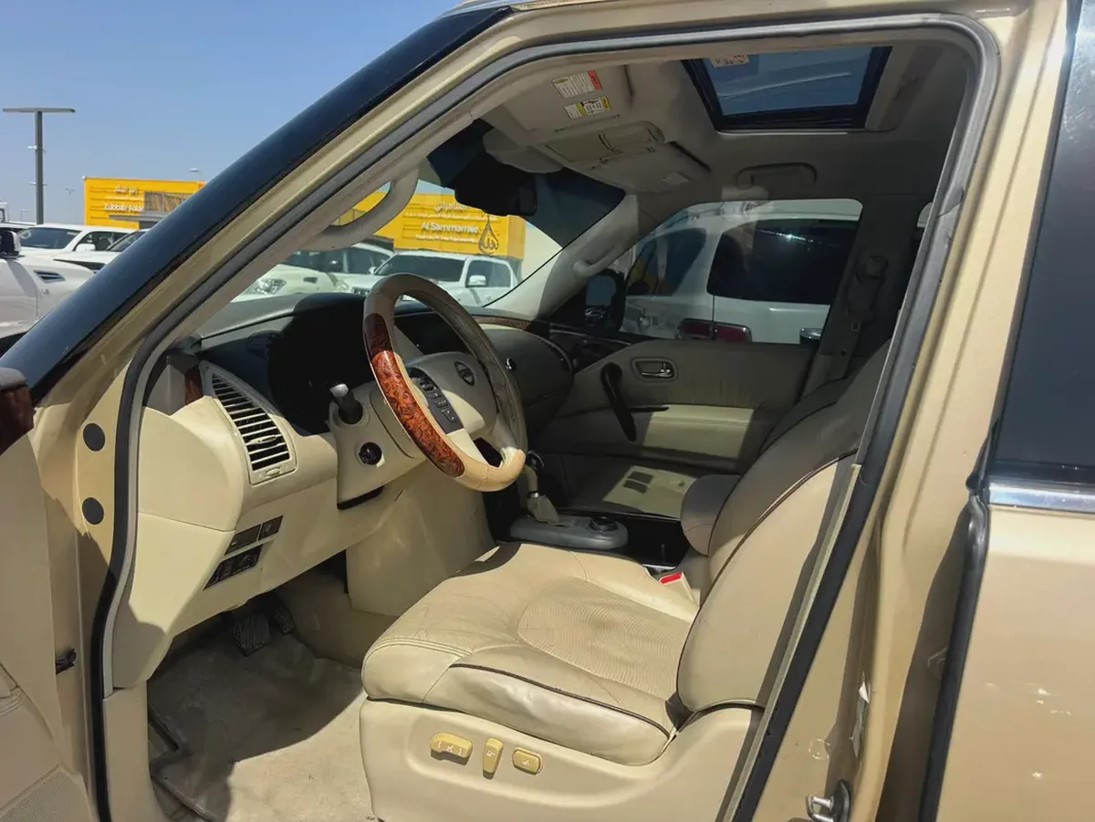 Nissan Patrol LE 2012 GCC Specs - Well Maintained-7-7