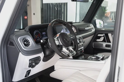 Mercedes-Benz G63 AMG | Fully loaded | Original Matte White | Japanese Specs-9