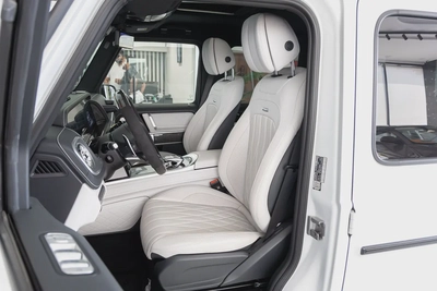 Mercedes-Benz G63 AMG | Fully loaded | Original Matte White | Japanese Specs-8