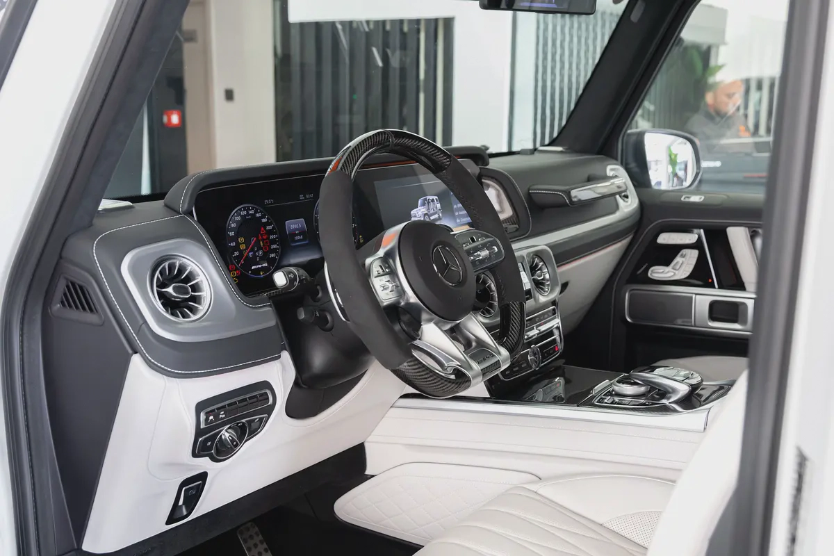 Mercedes-Benz G63 AMG | Fully loaded | Original Matte White | Japanese Specs-9-9