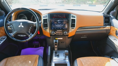 MITSUBISHI PAJERO 2020!! SIGNATURE CONDITION!! GCC SPECS!! WELL MAINTAINED!! 3.8 V6-6