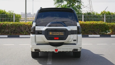 MITSUBISHI PAJERO 2020!! SIGNATURE CONDITION!! GCC SPECS!! WELL MAINTAINED!! 3.8 V6-13