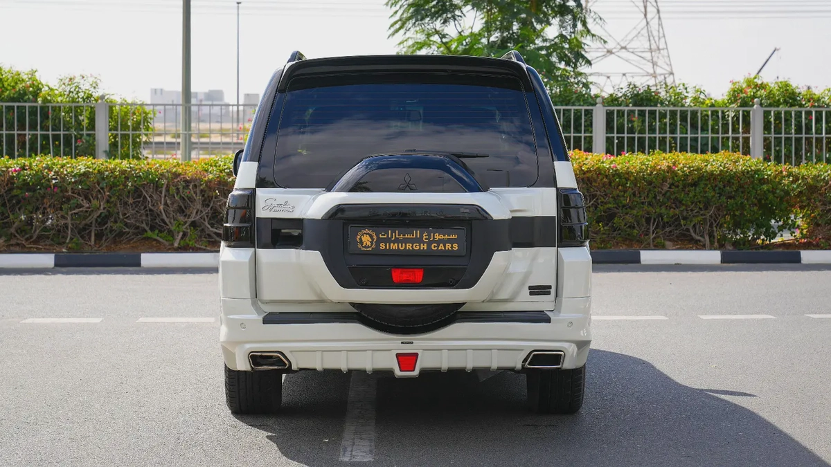 MITSUBISHI PAJERO 2020!! SIGNATURE CONDITION!! GCC SPECS!! WELL MAINTAINED!! 3.8 V6-13-13