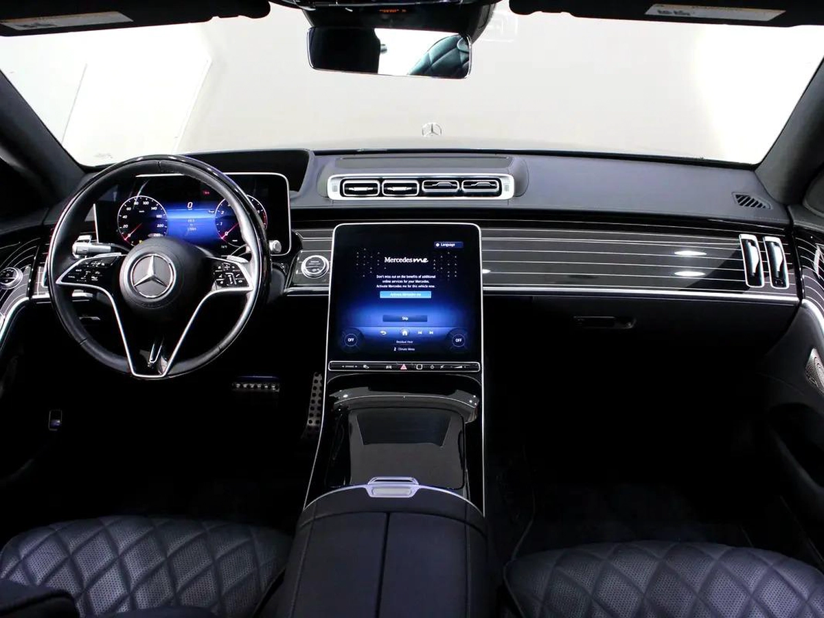 2024 - Mercedes-Benz S580 V8 with warranty for 444,000.00 AED-7-7