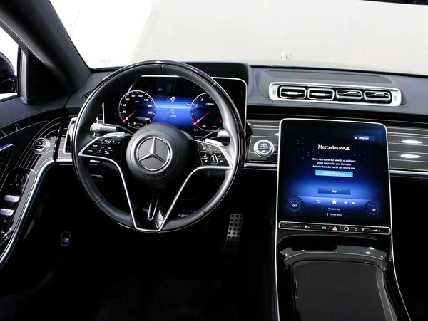 2024 - Mercedes-Benz S580 V8 with warranty for 444,000.00 AED