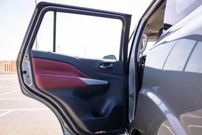 Nissan X Terra Platinum Petrol AT 2.5L 4WD-8
