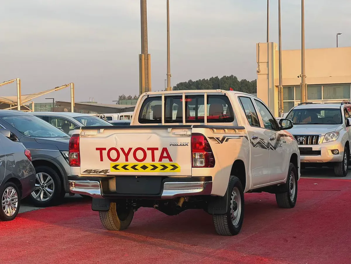 2024 I Toyota Hilux I 4X4 I Diesel I Manual I Ref#866-5-5