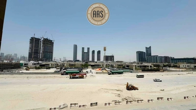 Spacious 3Bhk || Burj khalifa View || Chiller Free-14