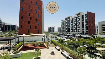 Spacious 3Bhk || Burj khalifa View || Chiller Free-5