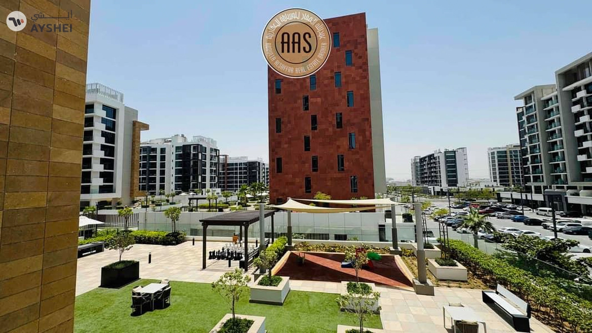 Spacious 3Bhk || Burj khalifa View || Chiller Free-4-4