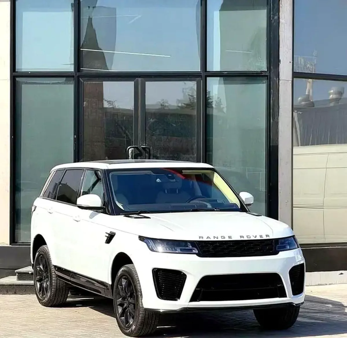 Land Rover Range Rover Sport HSE DYNAMIC