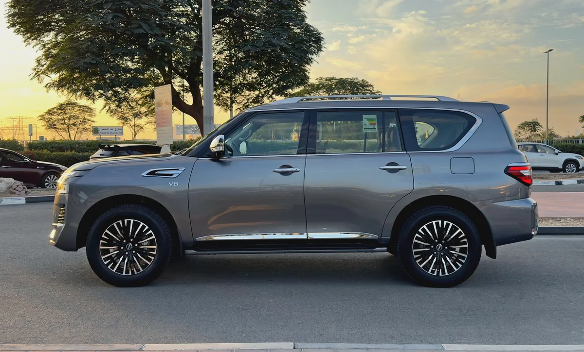 2024 Nissan Patrol LE Platinum, Dealer Warranty, GCC Specifications-3-3