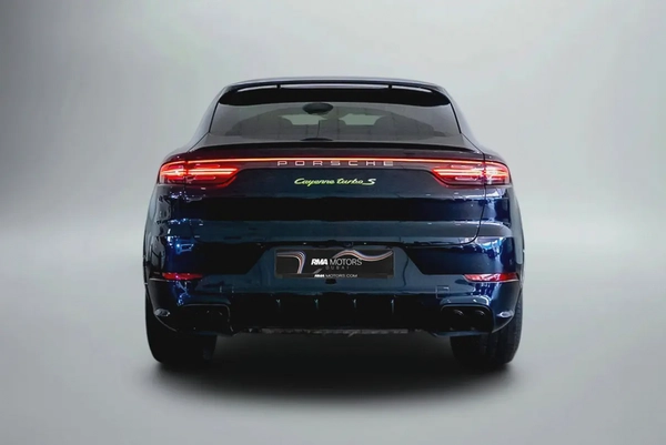 8,924 AED / month | 0% DP | 2020 Porsche Cayenne Turbo S-E Hybrid