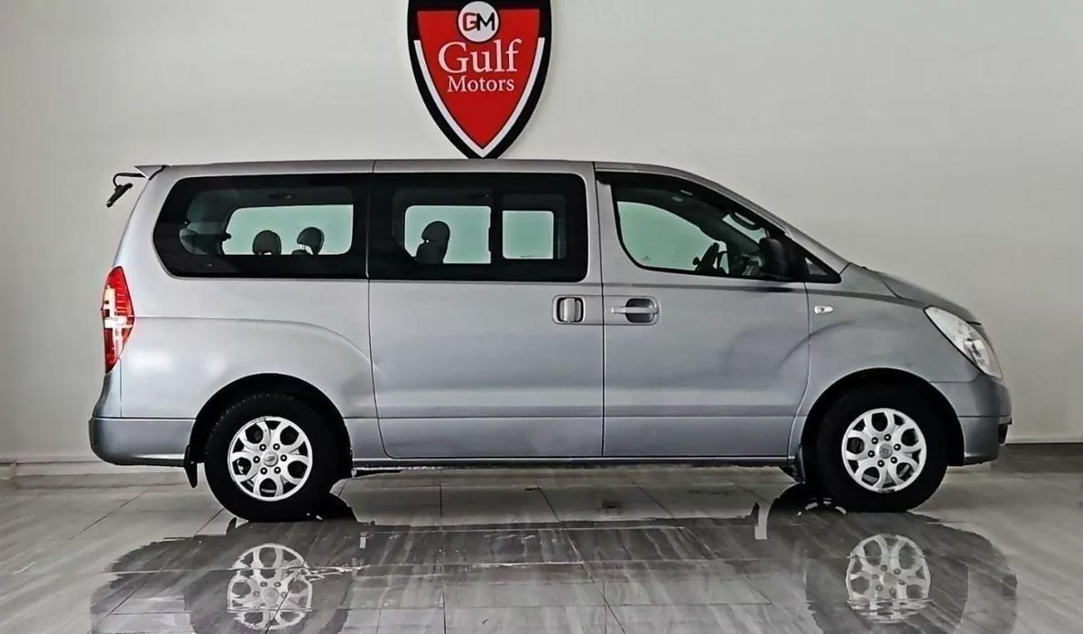 Hyundai Grand Starex STANDARD STD (NON GCC) DIESEL ENGINE H-1 STAREX- 2.4L - 4CYL - EXCELLENT CONDITION-2-0