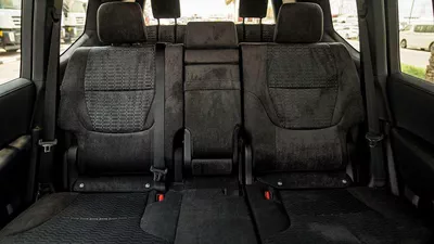 Toyota Land Cruiser GXR LC GXR 3.3D\(LHD) TOYOTA LAND CRUISER LC300 GXR 3.3D AT MY2025 – BLACK-18